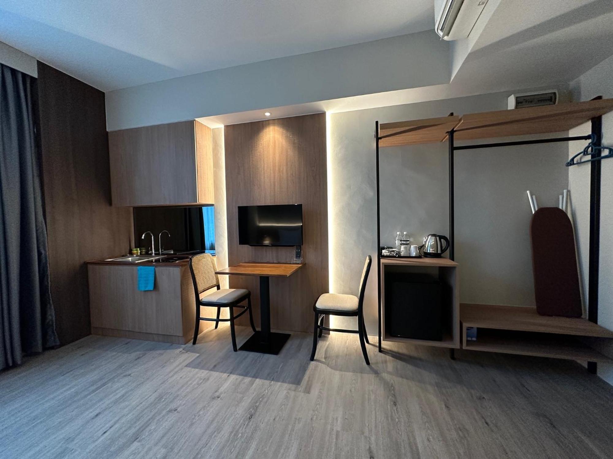 Roxy Hotel Aiman Kuching Exterior foto
